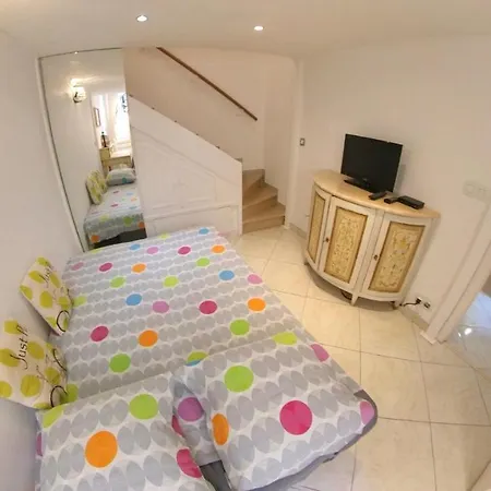 Lejlighed Cosy Duplex Au Port Du Vieux *