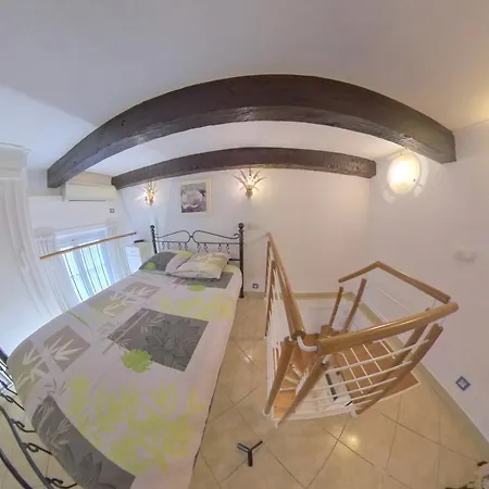 Cosy Duplex Au Port Du Vieux Nice